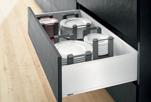 BLUM LEGRABOX 550MM VÝŠKA F BIELA KOMPLETNÁ ZÁSUVKA