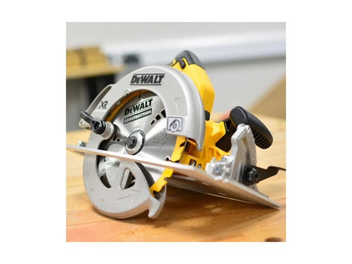 DEWALT PÍLA KOTÚČOVÁ AKUMULÁTOROVÁ 18V DCS570NT