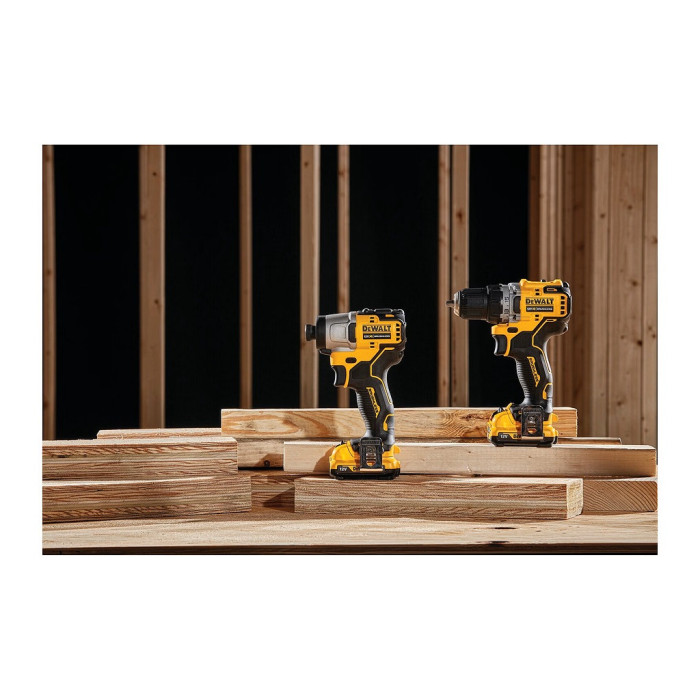 DEWALT UŤAHOVÁK RÁZOVÝ AKUMULÁTOROVÝ 12V 2AH DCF801D2