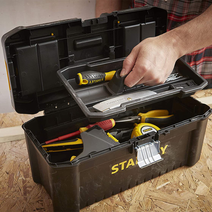 STANLEY BOX S KOVOVOU PRACKOU 16“