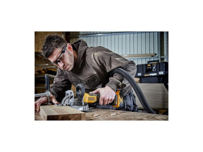 DEWALT FRÉZA LAMELOVACIA 18V DCW682NT