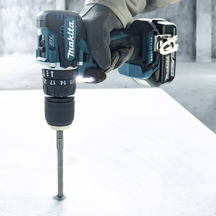 MAKITA SKRUTKOVAČ AKUMULÁTOROVÝ  DHP487RAJ 18V