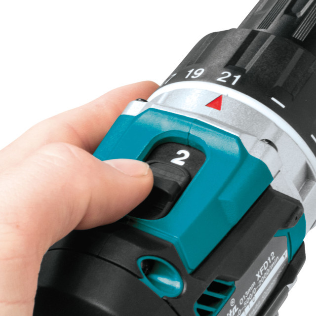 MAKITA SKRUTKOVAČ AKUMULÁTOROVÝ, 18V, DDF484T1J, PLUS NABÍJAČKA