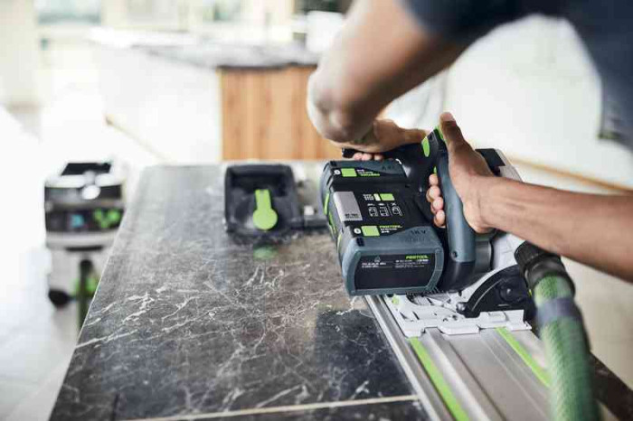 FESTOOL PÍLA AKUMULÁTOROVÁ PONORNÁ TSC 55 KEB - BASIC - 5,0 577025